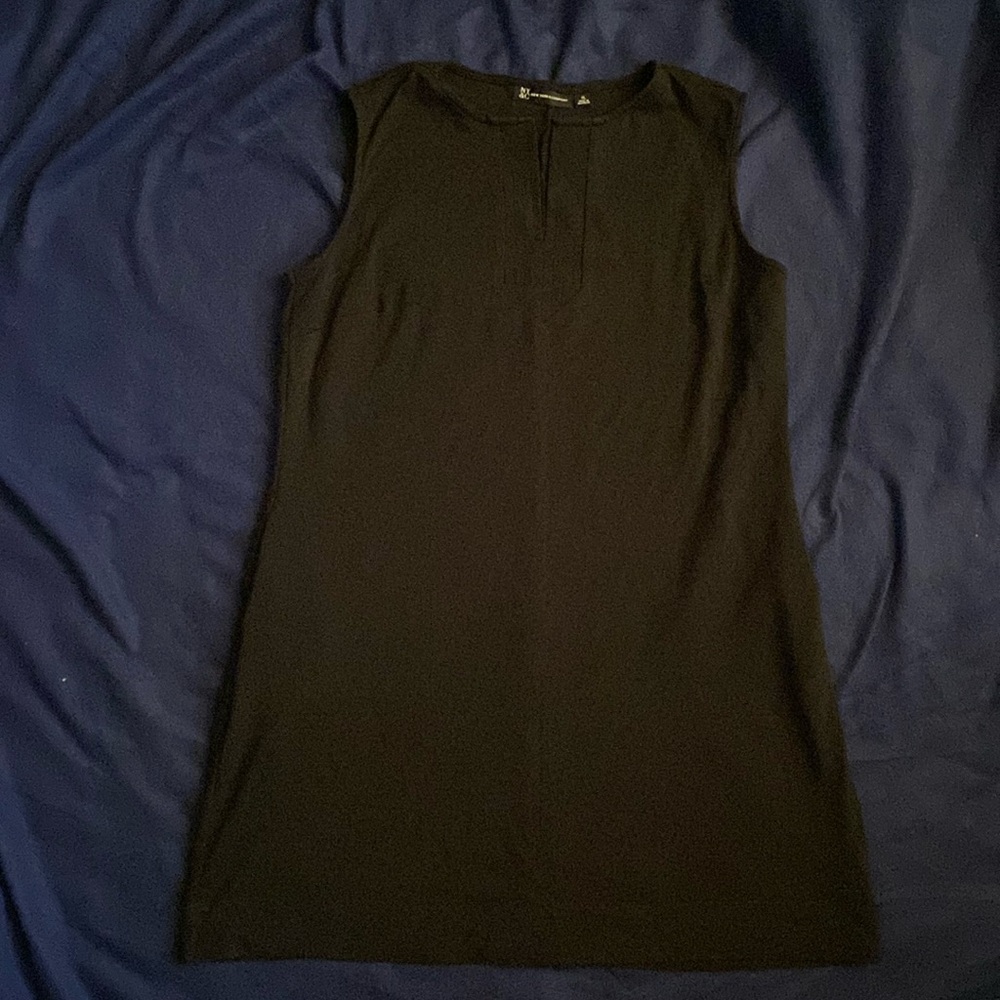 Black dress with pockets